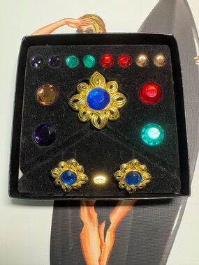 Vtg Kenneth Jay Lane color set inbox